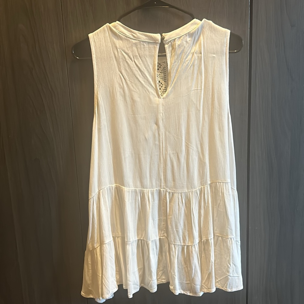 Maurices off white lace tank top. - Picture 4 of 4
